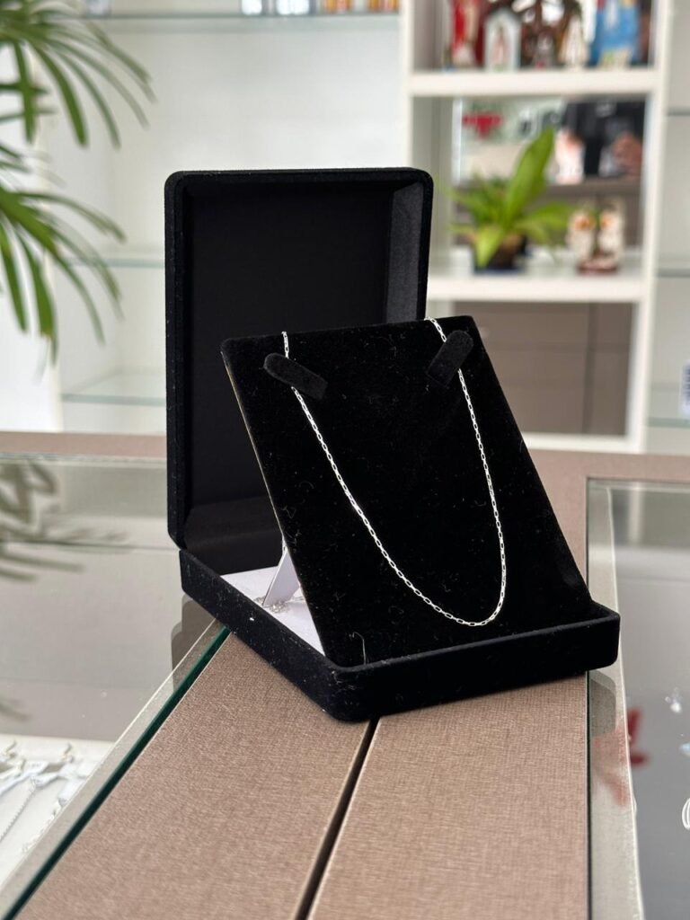 Corrente Modelo Cartier